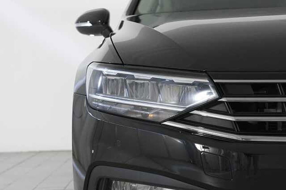 Volkswagen Passat Variant usata a Como (6)