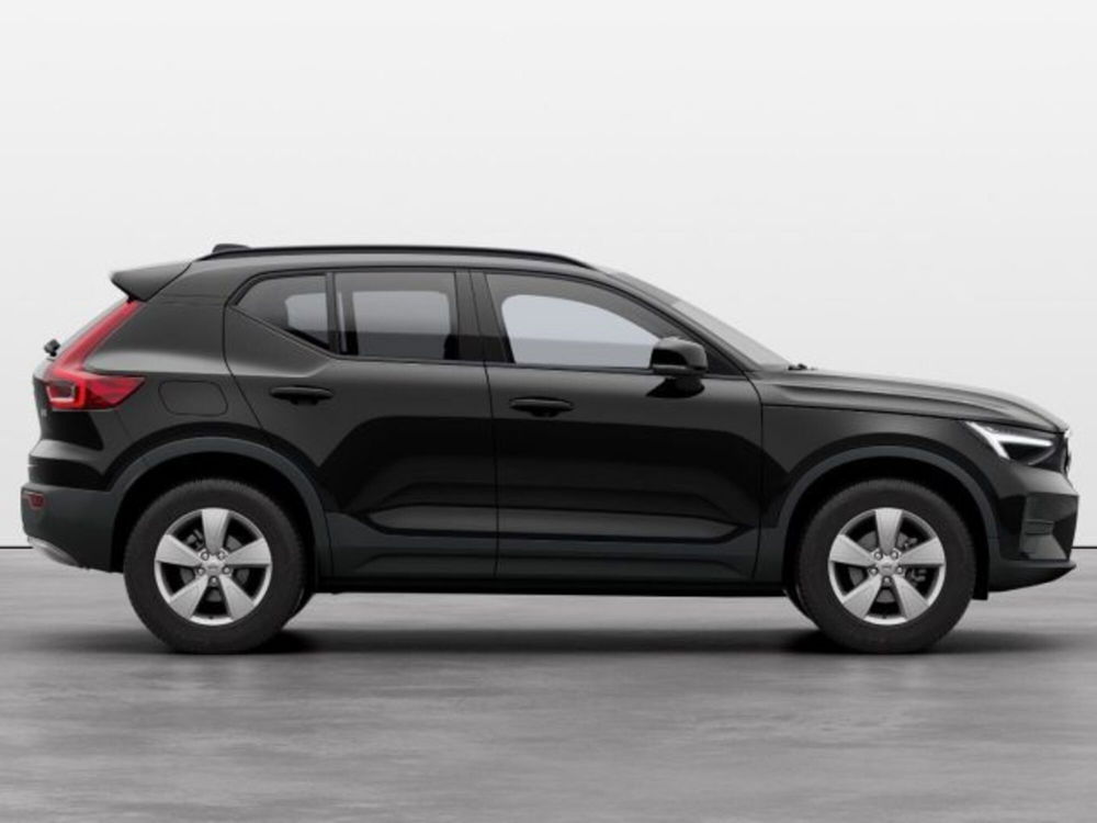 Volvo XC40 nuova a Modena (6)