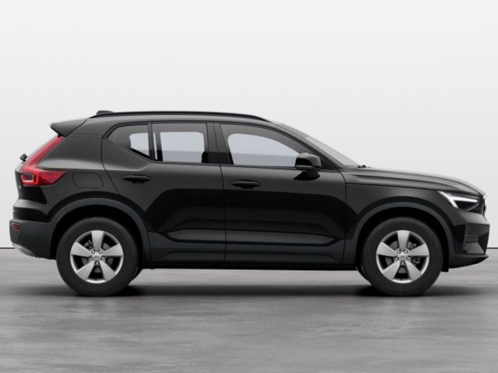 Volvo XC40 nuova a Modena (6)