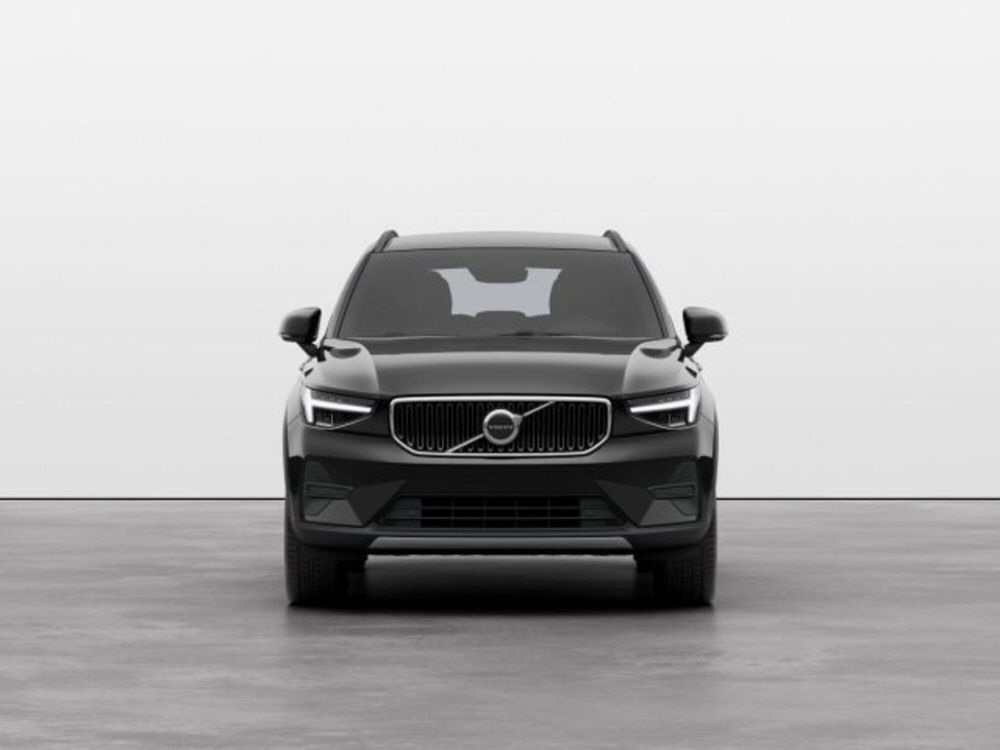 Volvo XC40 nuova a Modena (7)