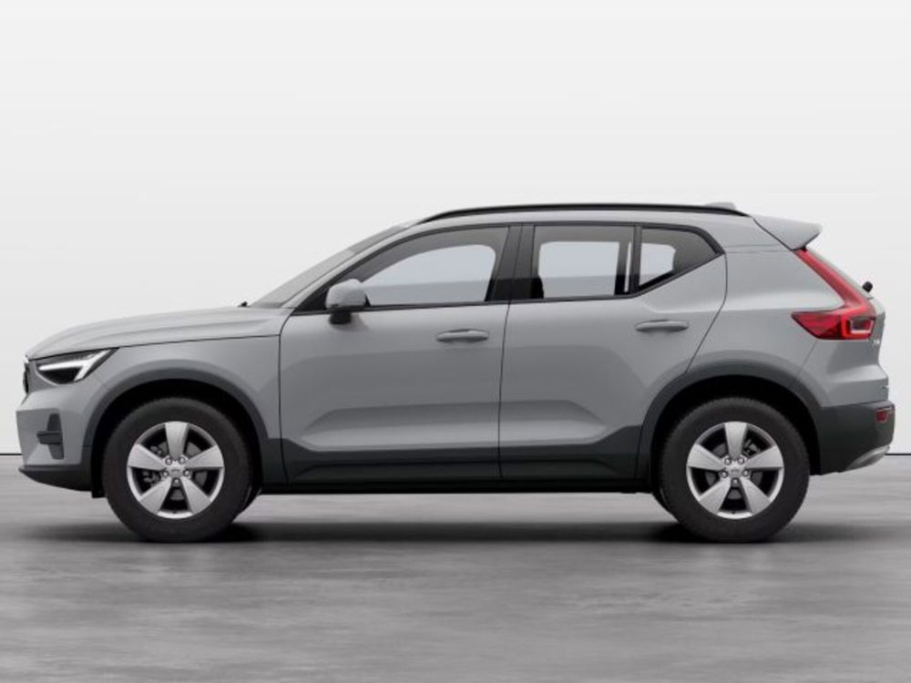 Volvo XC40 nuova a Modena (3)