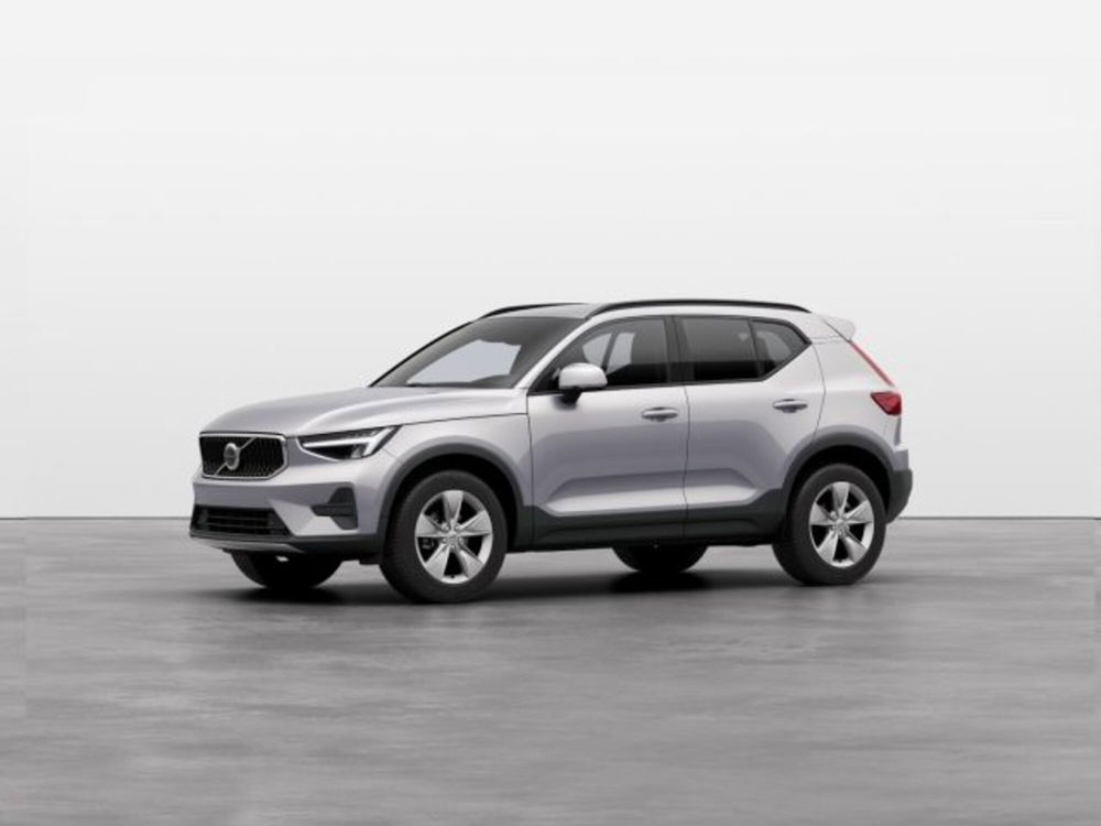 Volvo XC40 nuova a Modena (2)