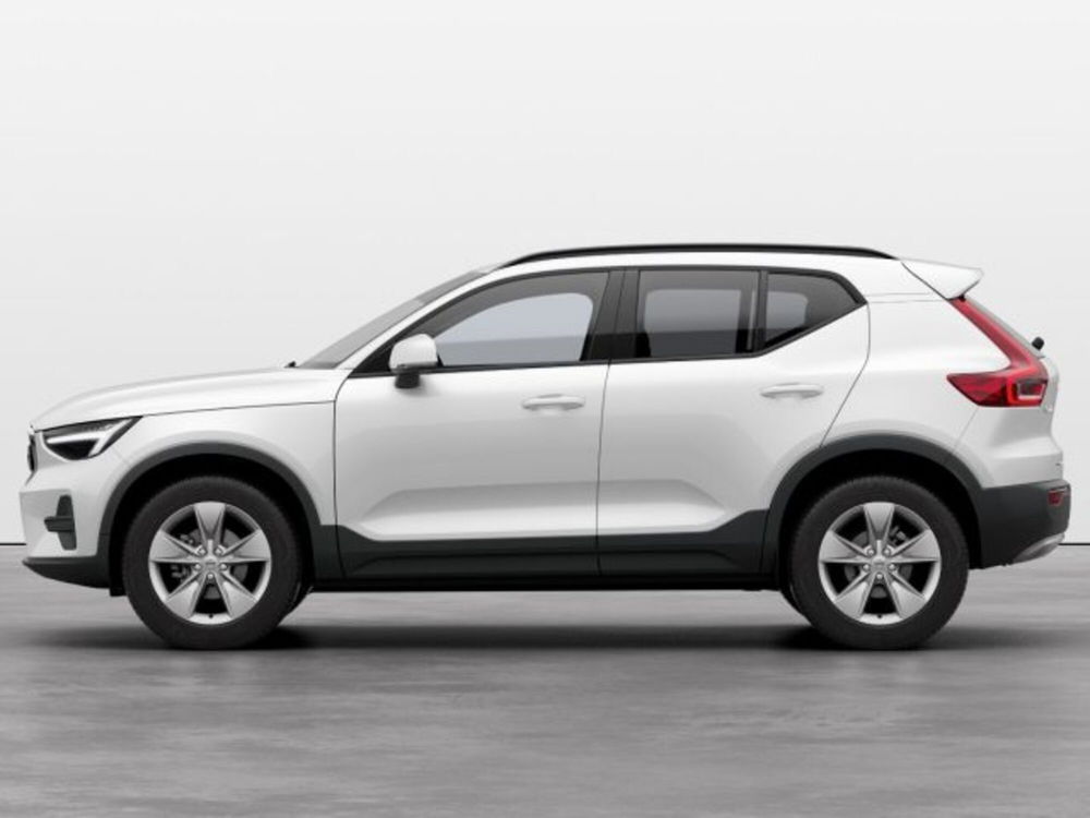 Volvo XC40 nuova a Modena (3)