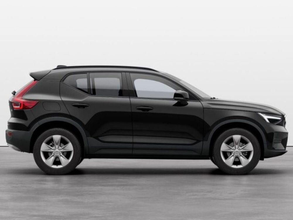 Volvo XC40 nuova a Modena (6)