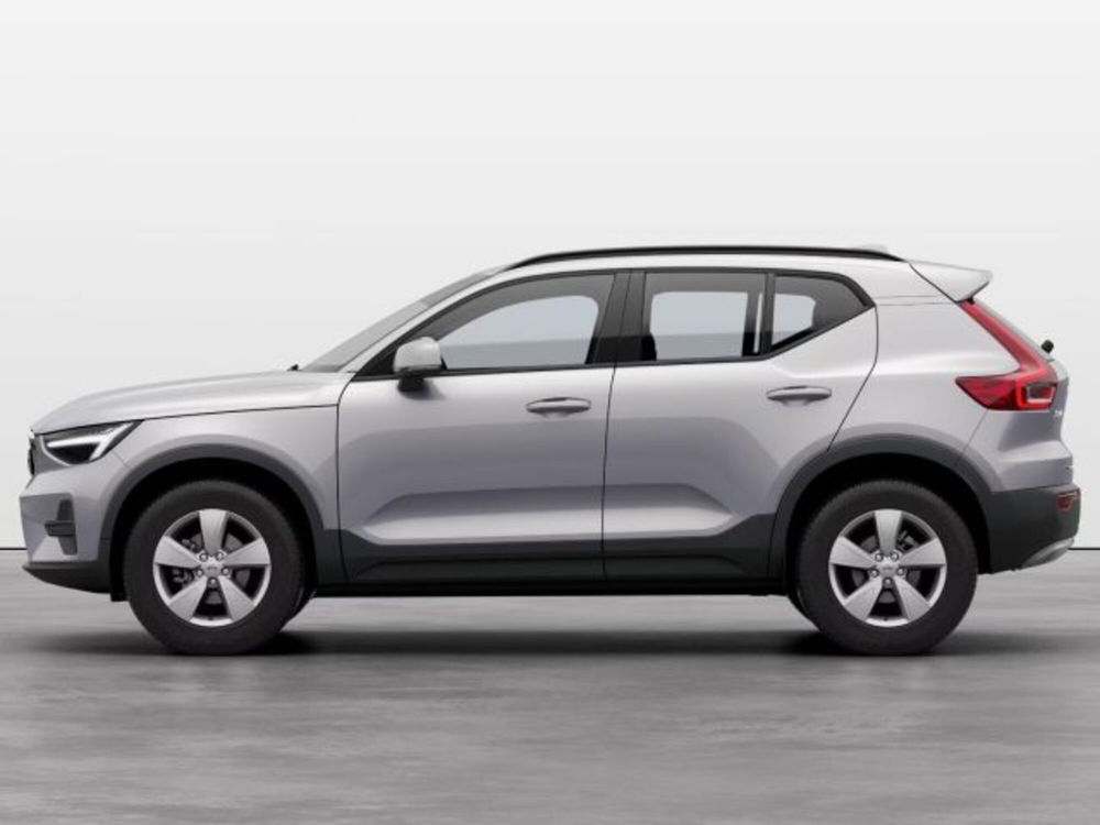 Volvo XC40 nuova a Modena (3)