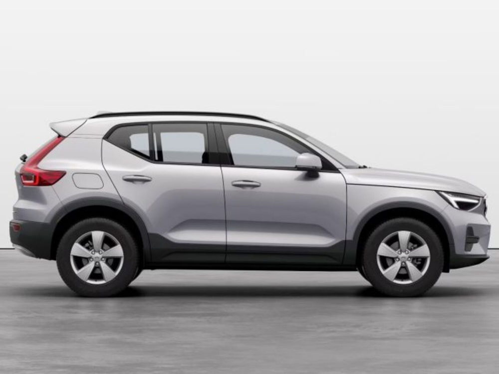 Volvo XC40 nuova a Modena (6)