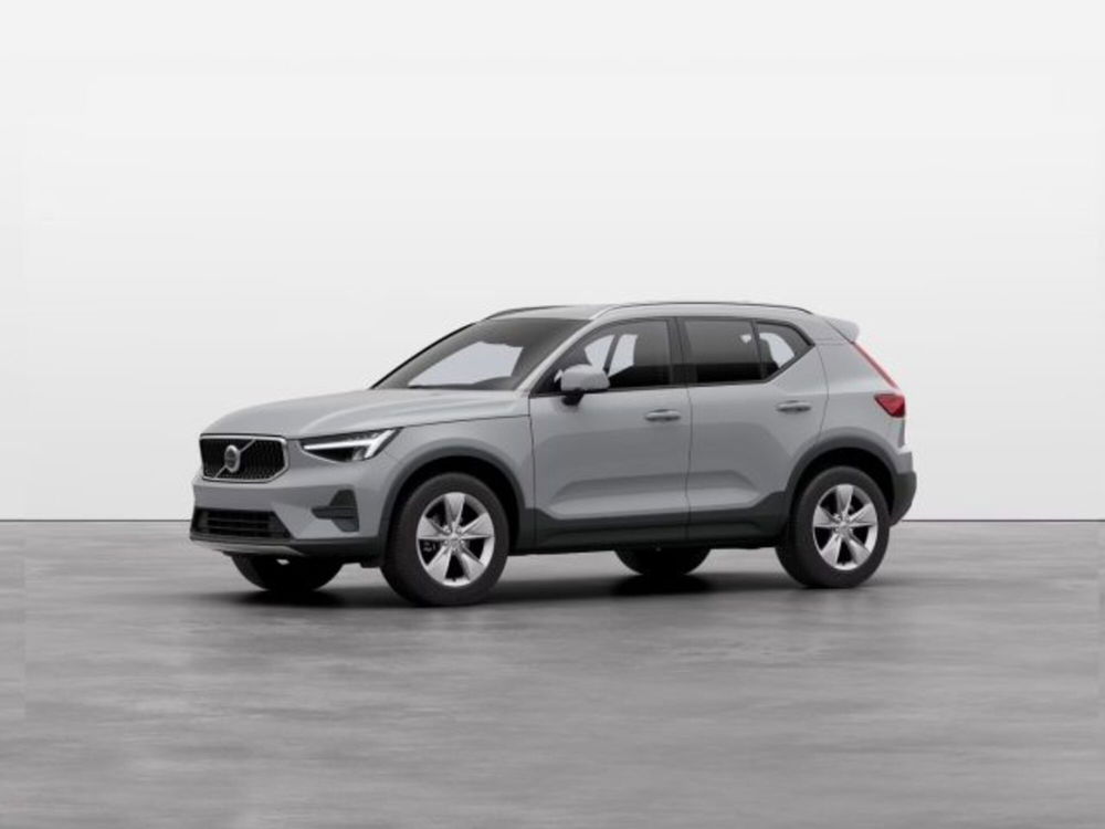 Volvo XC40 nuova a Modena (2)