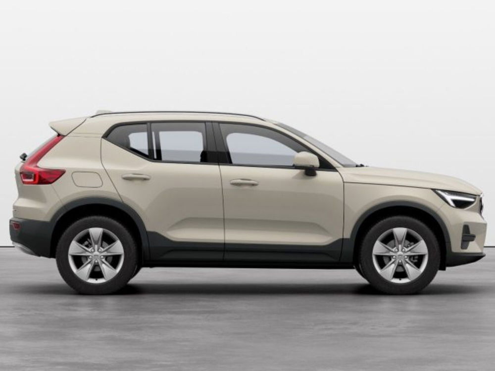 Volvo XC40 nuova a Modena (6)