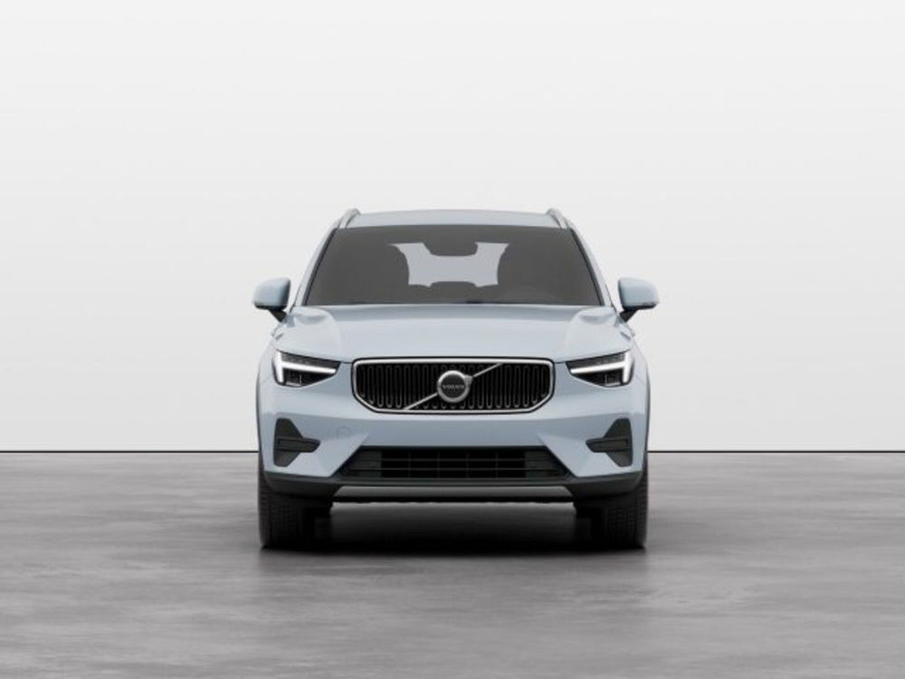 Volvo XC40 nuova a Modena (7)