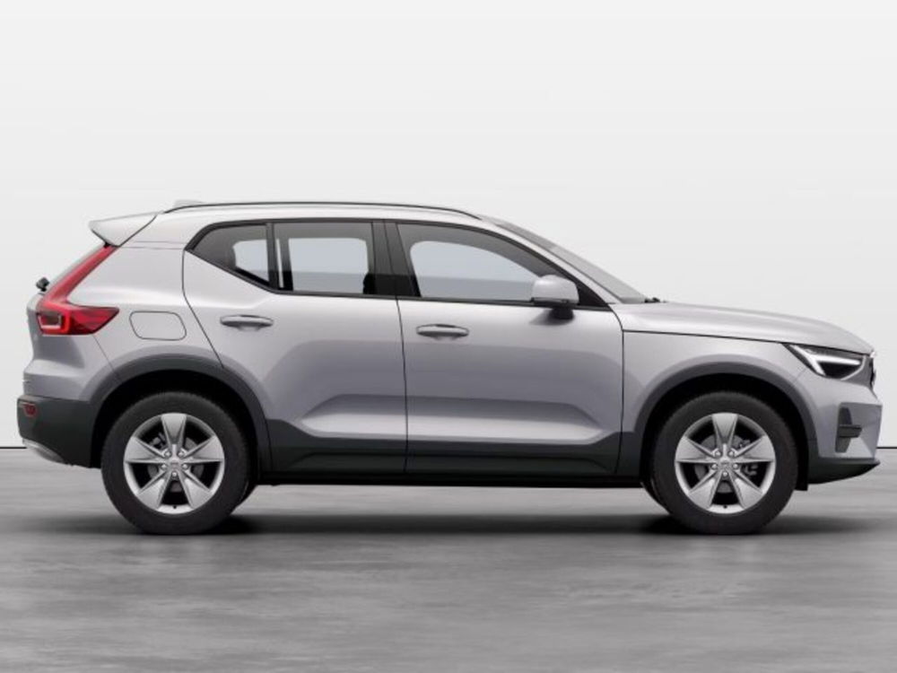 Volvo XC40 nuova a Modena (6)