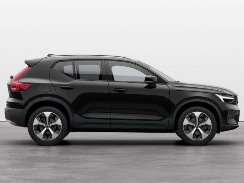 Volvo XC40 nuova a Modena (6)