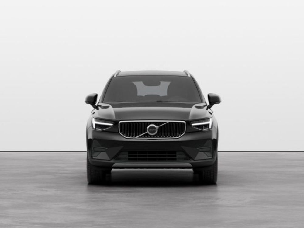 Volvo XC40 nuova a Modena (7)