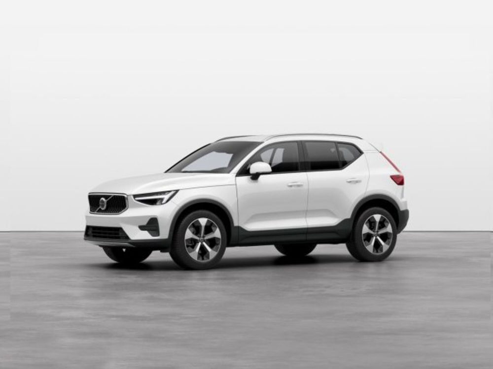 Volvo XC40 nuova a Modena (2)