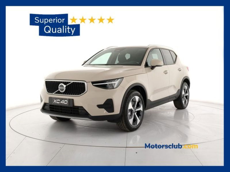 Volvo XC40 B3 automatico Core  nuova a Modena