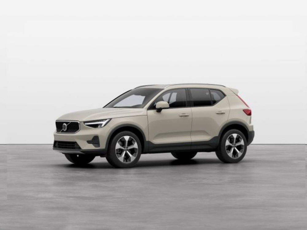 Volvo XC40 nuova a Modena (2)