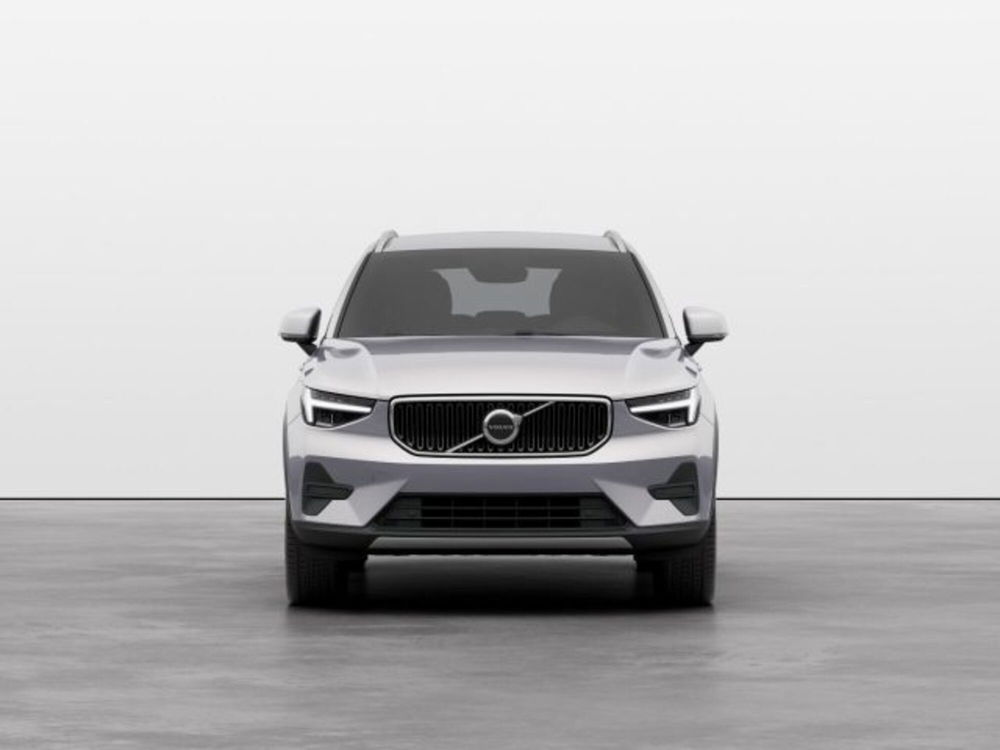 Volvo XC40 nuova a Modena (7)