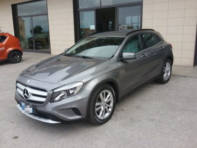 Mercedes-Benz GLA SUV 220 d Automatic 4Matic Premium  del 2016 usata a Macerata