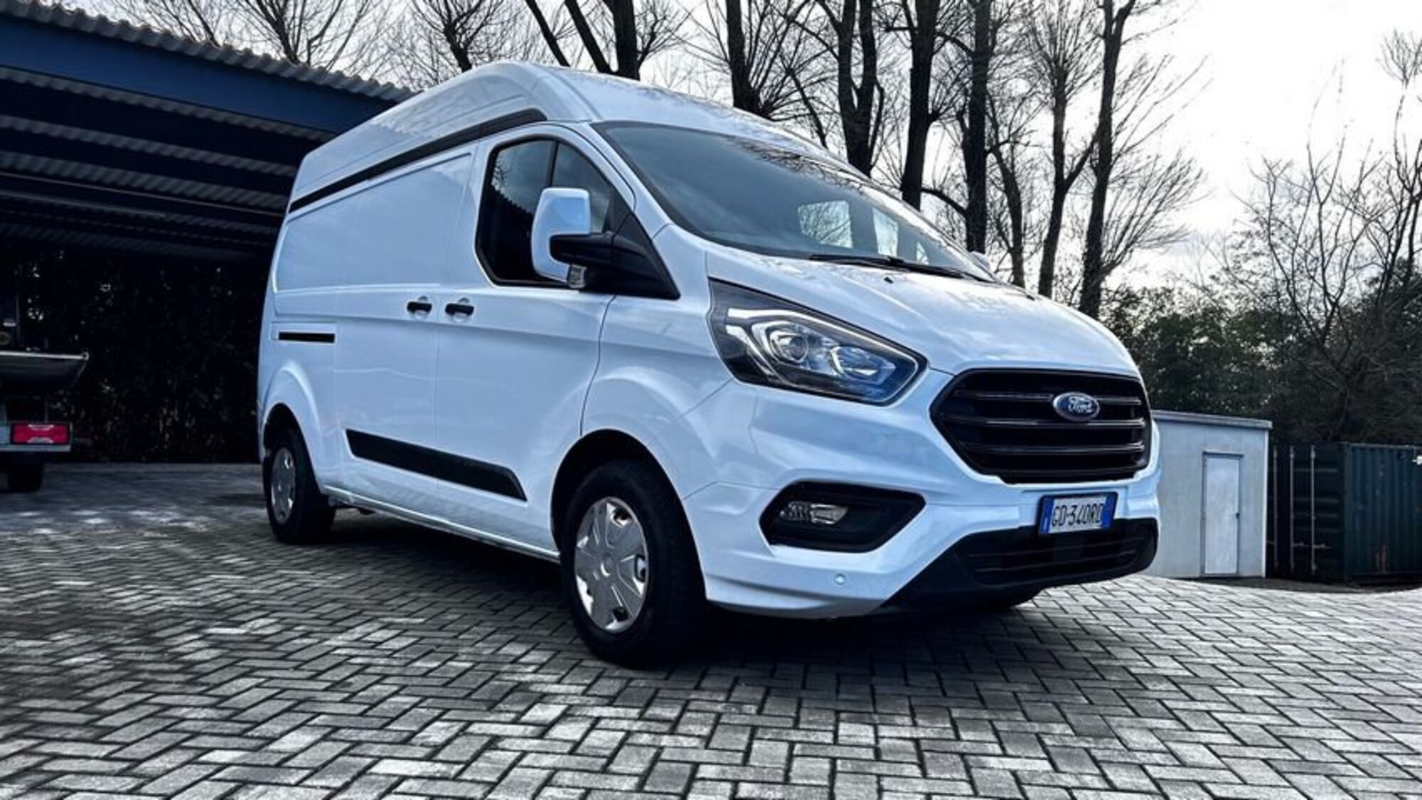 Ford Transit Custom Furgone 300 2.0 EcoBlue 130 PL Furgone Trend  del 2020 usata a Galbiate