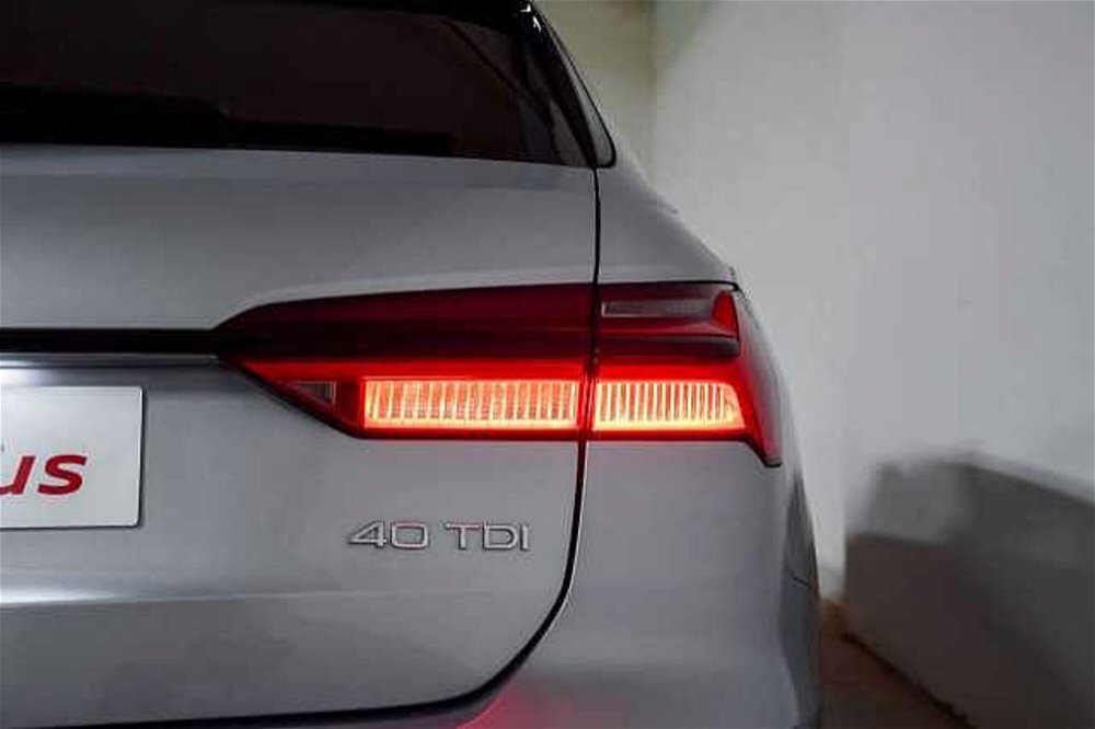Audi A6 Avant 3.0 TDI 204 CV  del 2021 usata a Varese (3)