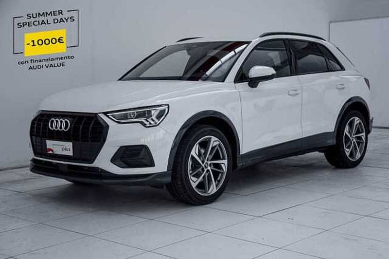 Audi Q3 35 TDI S line edition del 2022 usata a Varese