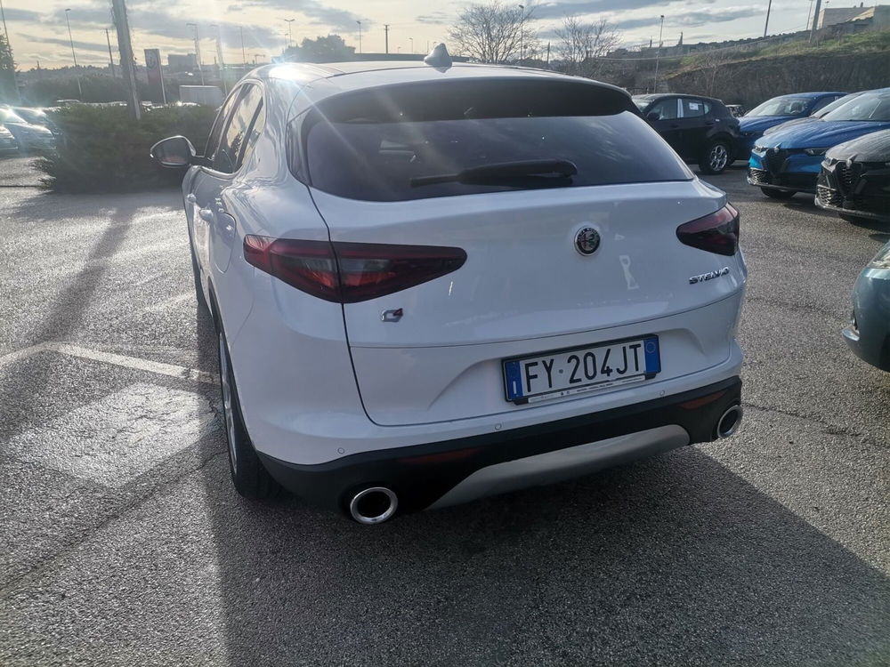 Alfa Romeo Stelvio usata a Matera (6)