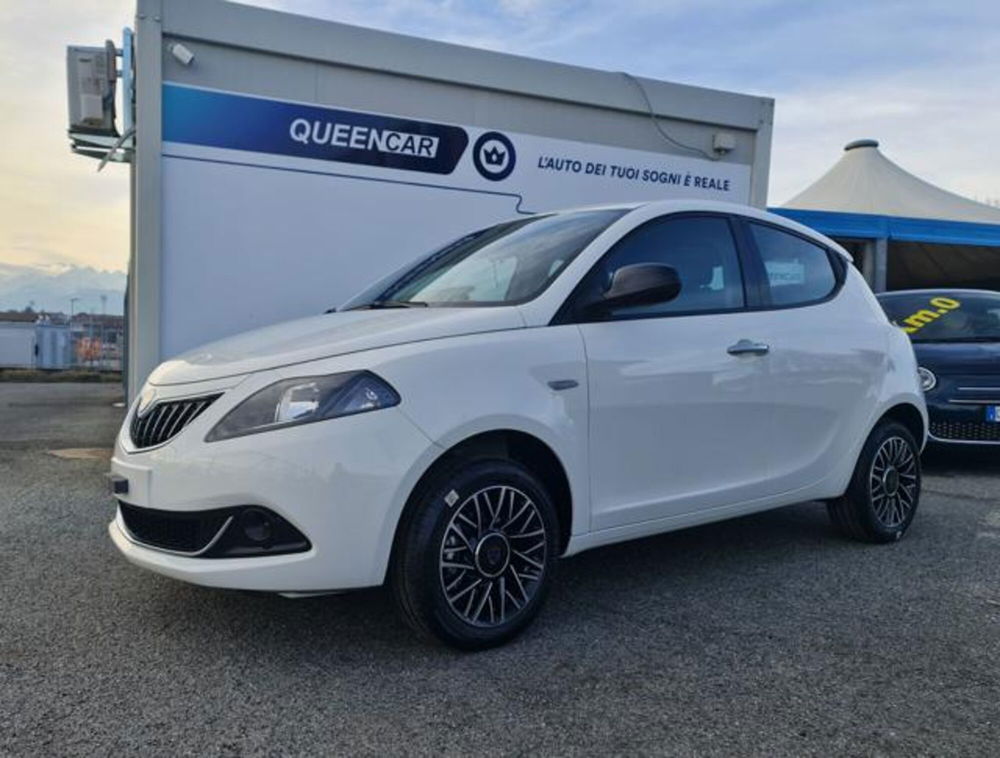 Lancia Ypsilon nuova a Torino