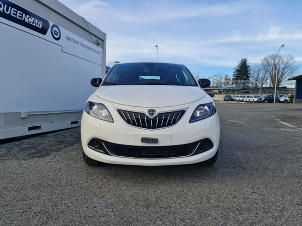 Lancia Ypsilon nuova a Torino (2)