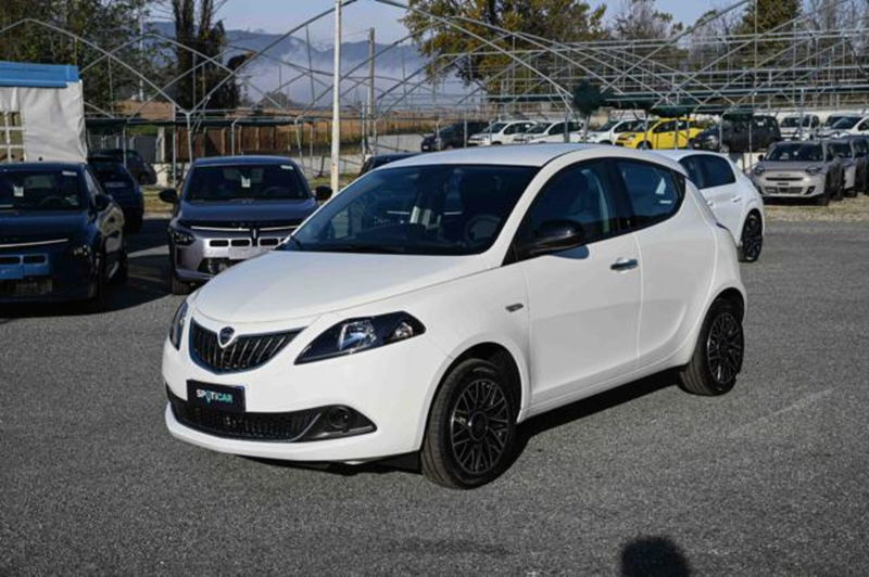 Lancia Ypsilon 1.0 FireFly 5 porte S&amp;S Hybrid Gold Plus nuova a Pianezza