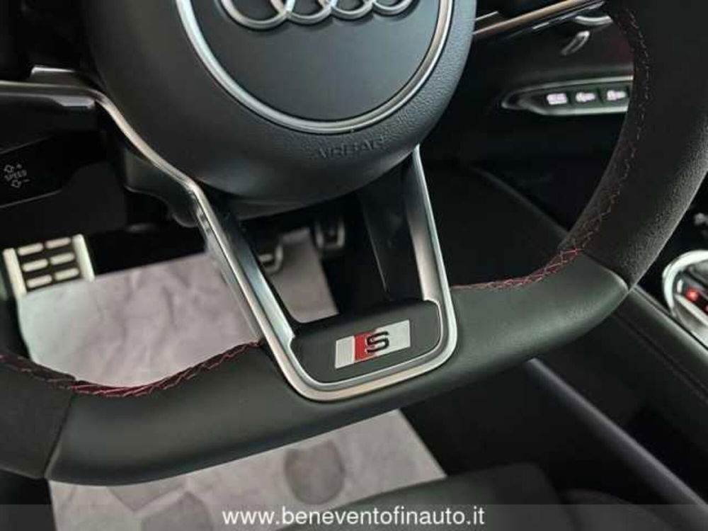 Audi TT Coupé nuova a Avellino (13)