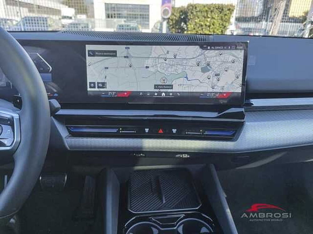 BMW i5 Touring nuova a Viterbo (17)