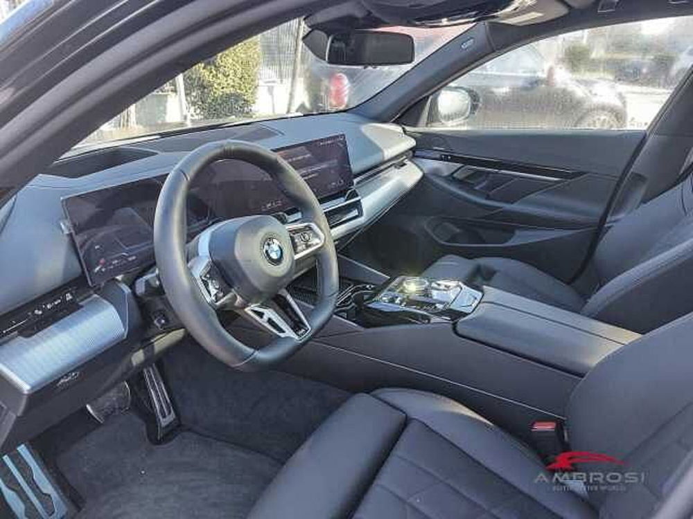 BMW i5 Touring nuova a Viterbo (7)