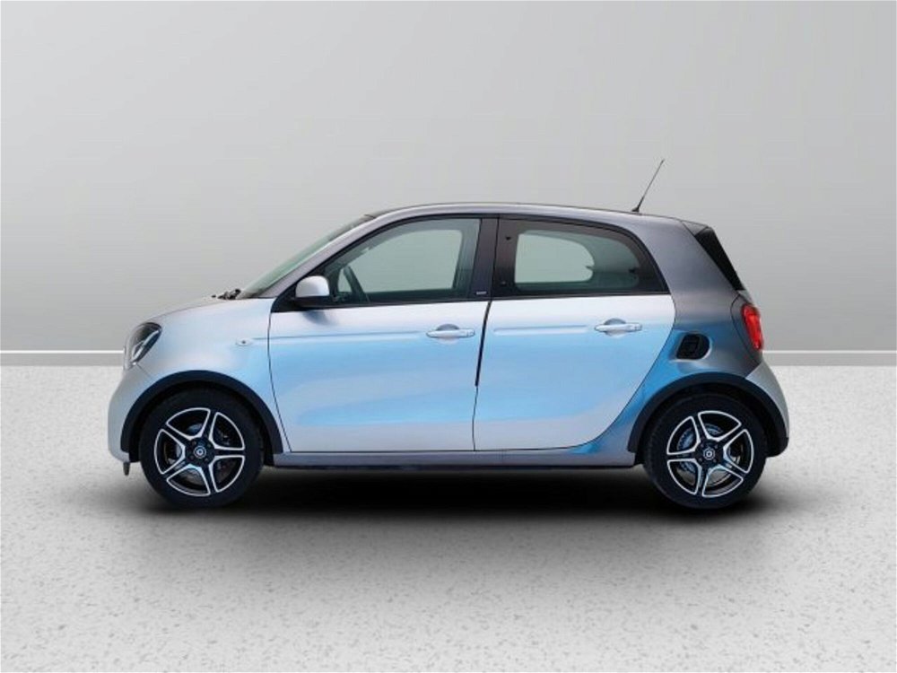 smart forfour forfour 90 0.9 Turbo twinamic Passion  del 2018 usata a Mosciano Sant'Angelo (3)