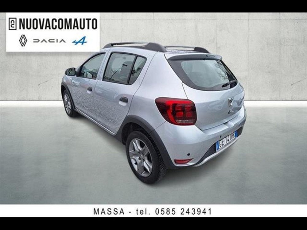 Dacia Sandero Stepway 1.0 TCe 100 CV ECO-G Comfort del 2021 usata a Sesto Fiorentino (3)
