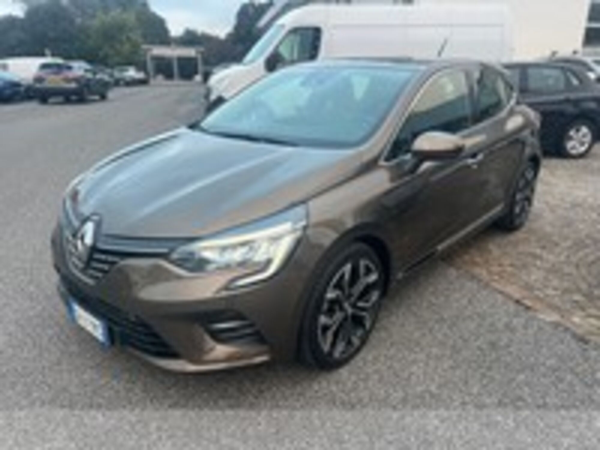 Renault Clio TCe 130 CV EDC FAP 5 porte Intens del 2020 usata a Pordenone