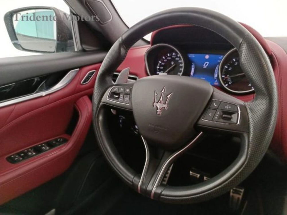 Maserati Levante usata a Padova (15)