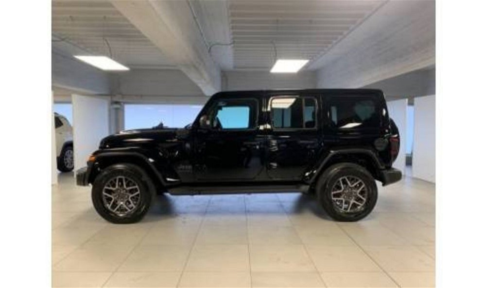 Jeep Wrangler Unlimited 2.0 PHEV ATX 4xe First Edition del 2021 usata a Rho (2)