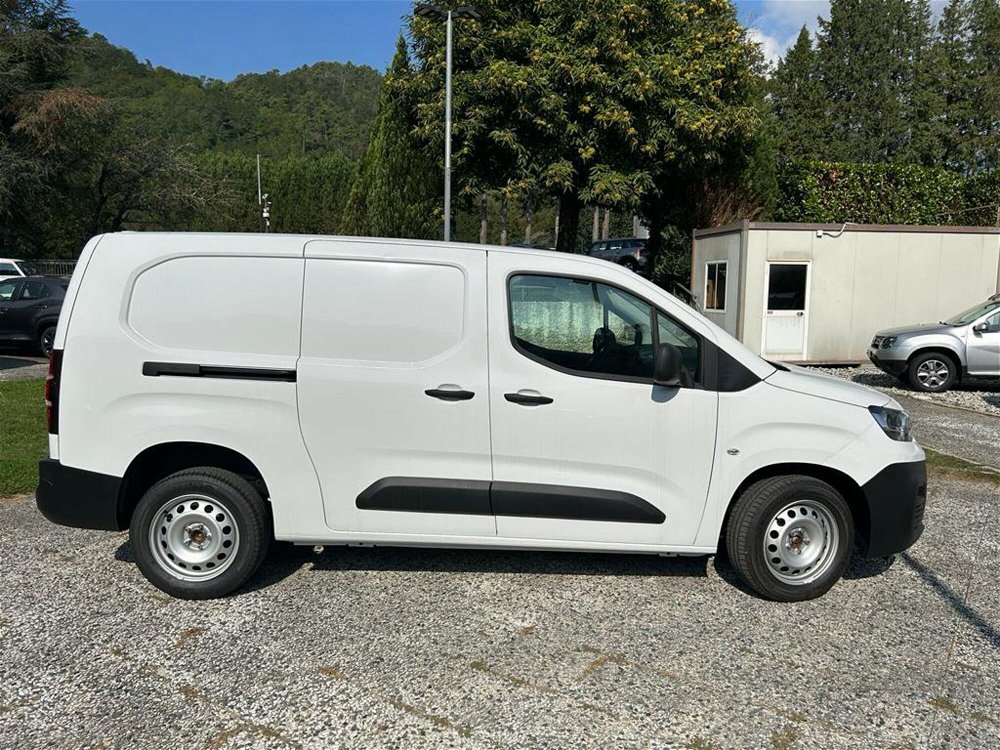 Fiat Doblò 1.5 BlueHdi 100CV PL-TN Van  nuova a La Spezia (4)