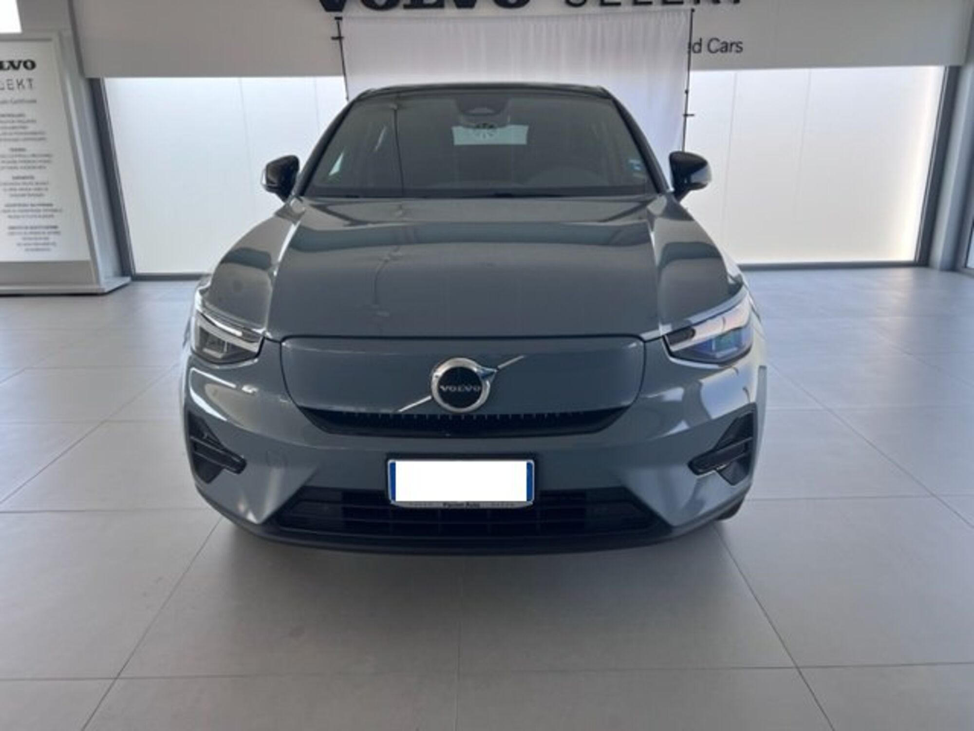 Volvo C40 Recharge Single Motor FWD Plus del 2023 usata a Pescara