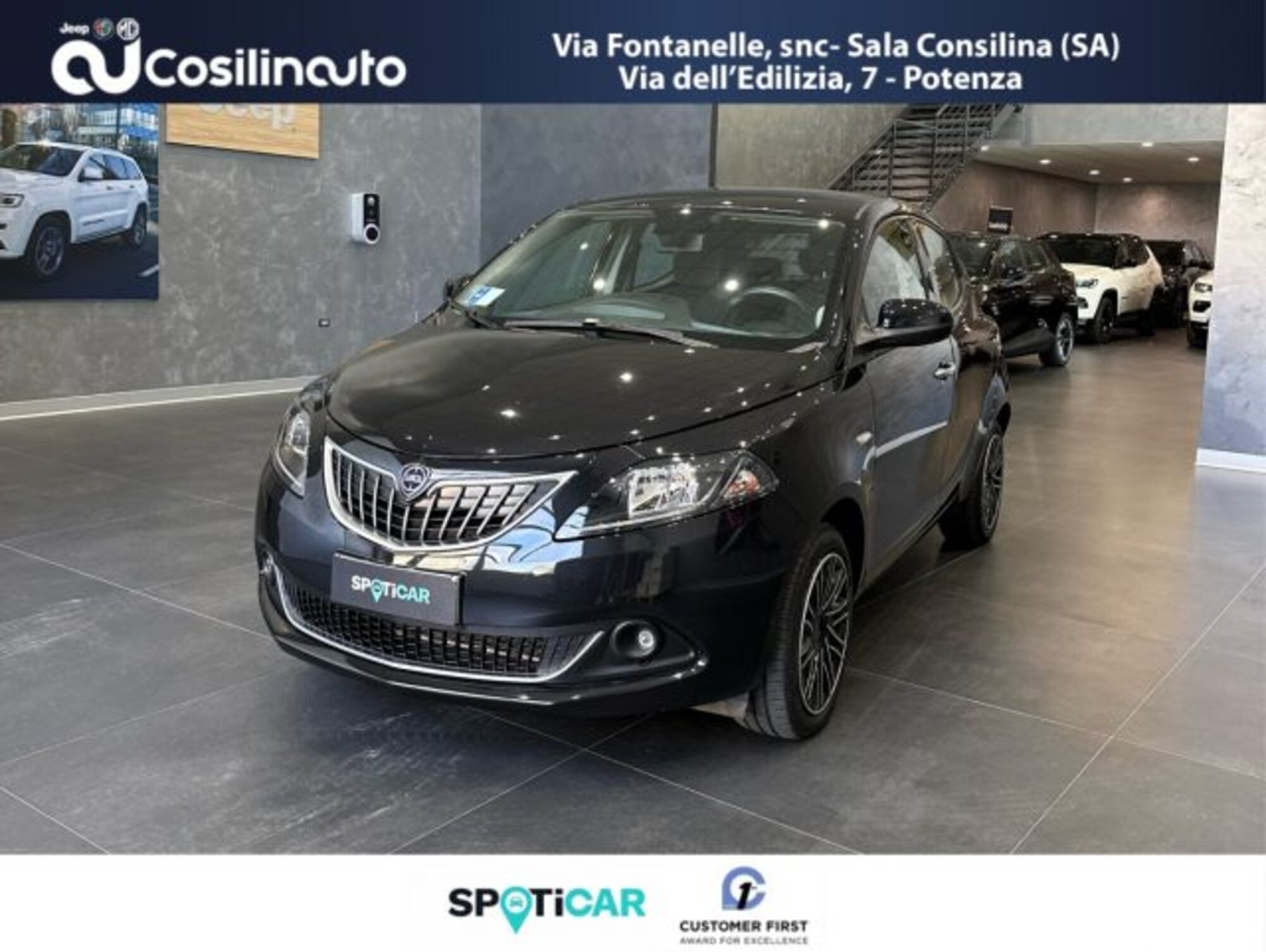 Lancia Ypsilon 1.0 FireFly 5 porte S&amp;S Hybrid Ecochic Gold  del 2022 usata a Sala Consilina