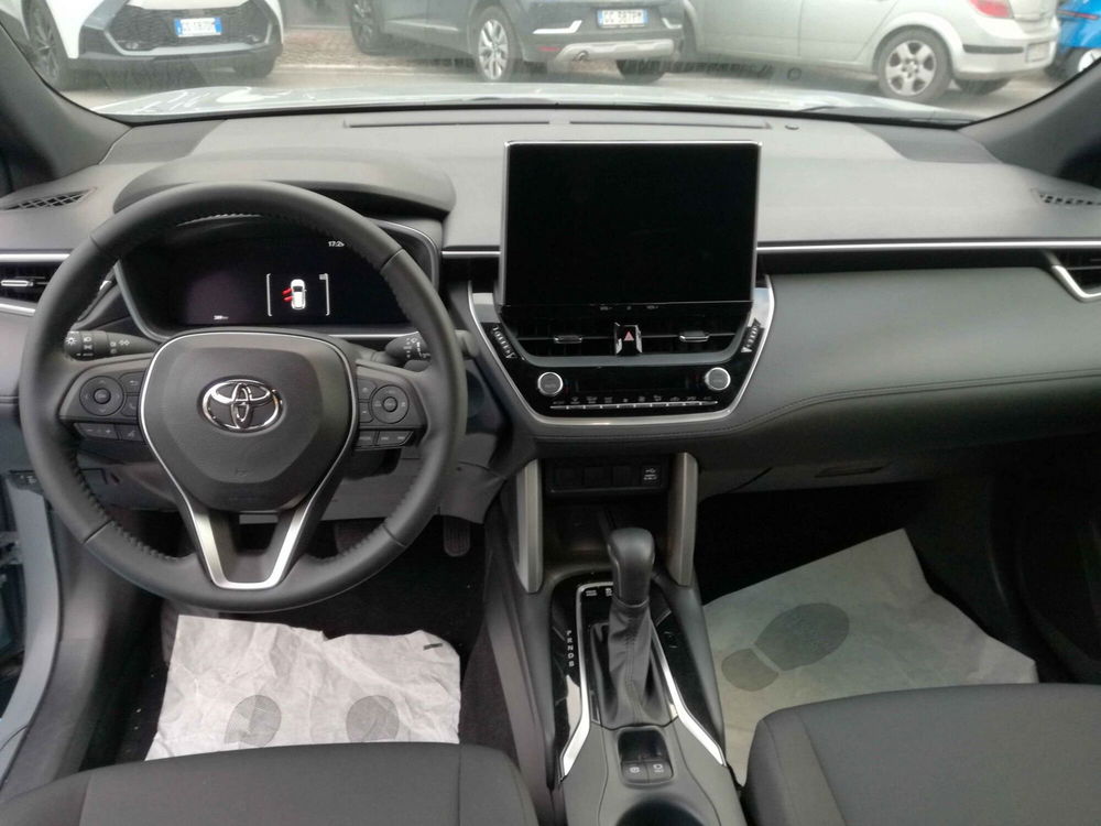 Toyota Corolla Cross Hybrid usata a Salerno (8)