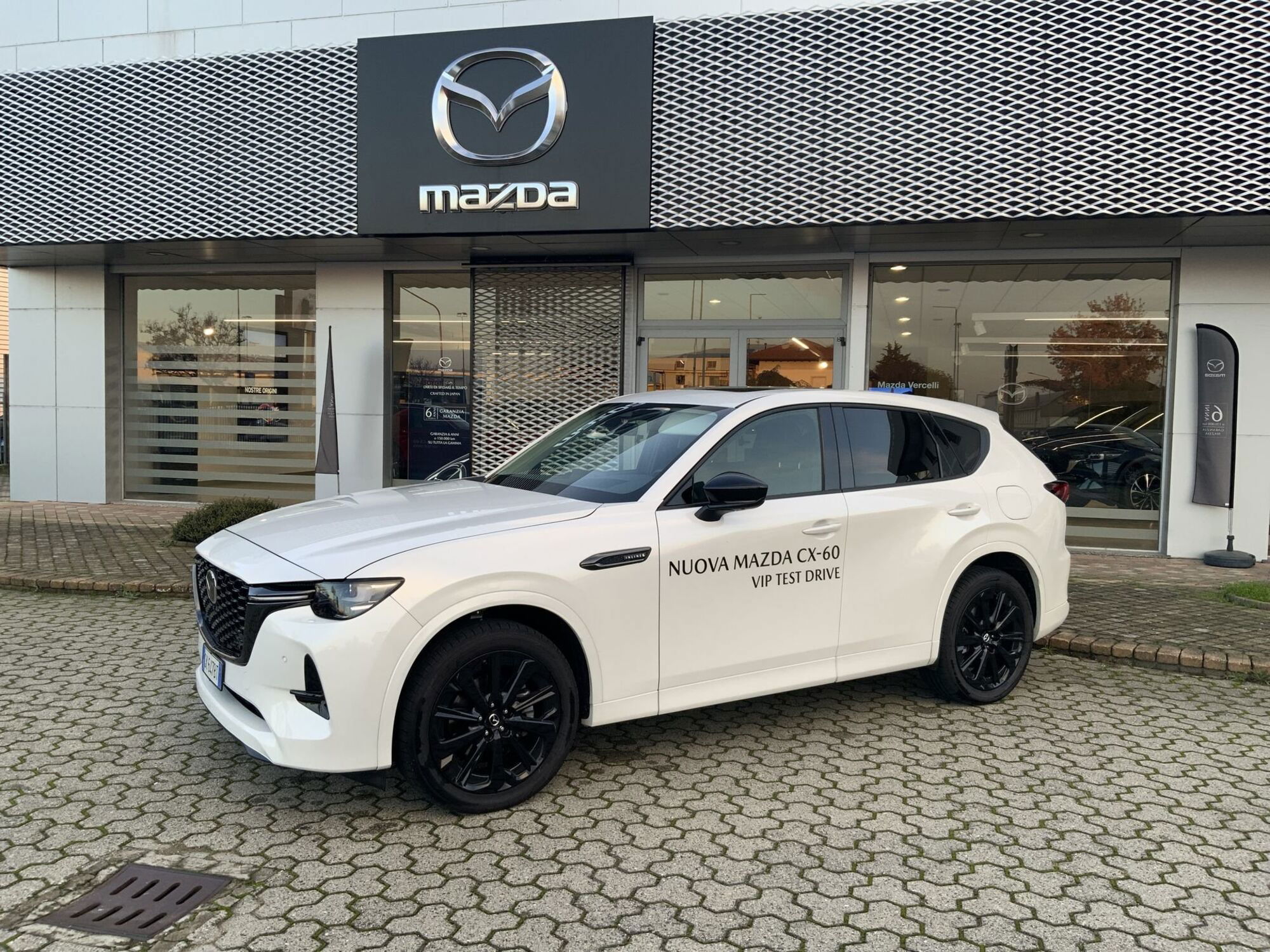 Mazda CX-60 3.3L e-Skyactiv D 249 CV M Hybrid AWD Homura del 2023 usata a Albano Vercellese