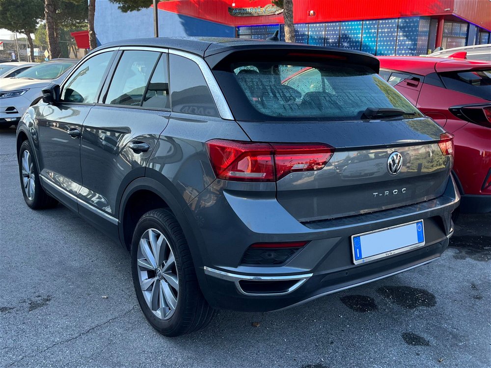 Volkswagen T-Roc 1.0 TSI 115 CV Style BlueMotion Technology  del 2018 usata a Rimini (2)