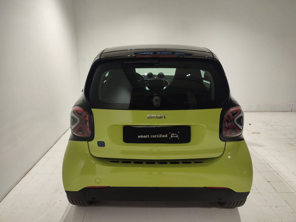 smart Fortwo Fortwo eq Pulse 22kW del 2020 usata a Cardito (4)