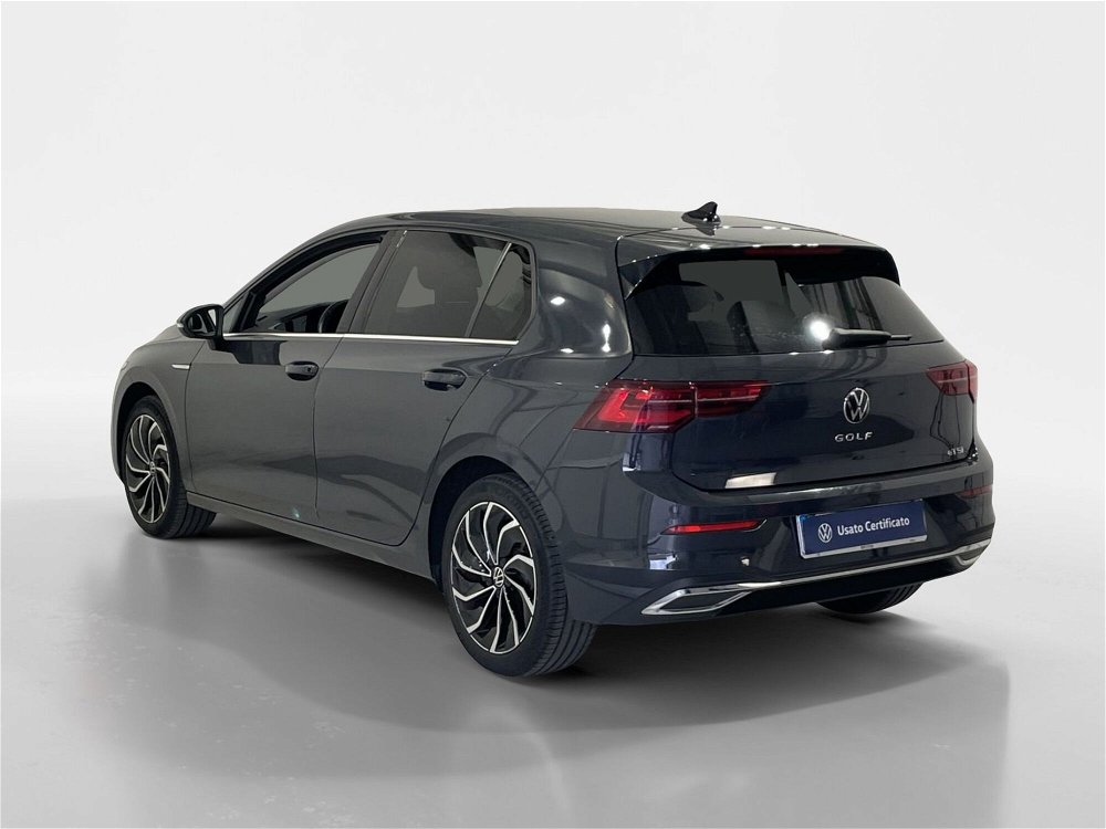 Volkswagen Golf 1.5 eTSI 150 CV EVO ACT DSG Style del 2020 usata a Massa (4)