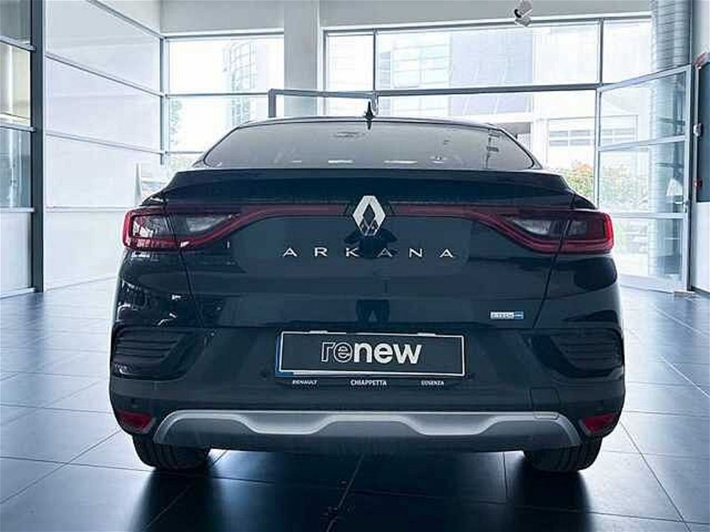 Renault Arkana E-Tech 145 CV Intens  del 2021 usata a Rende (5)