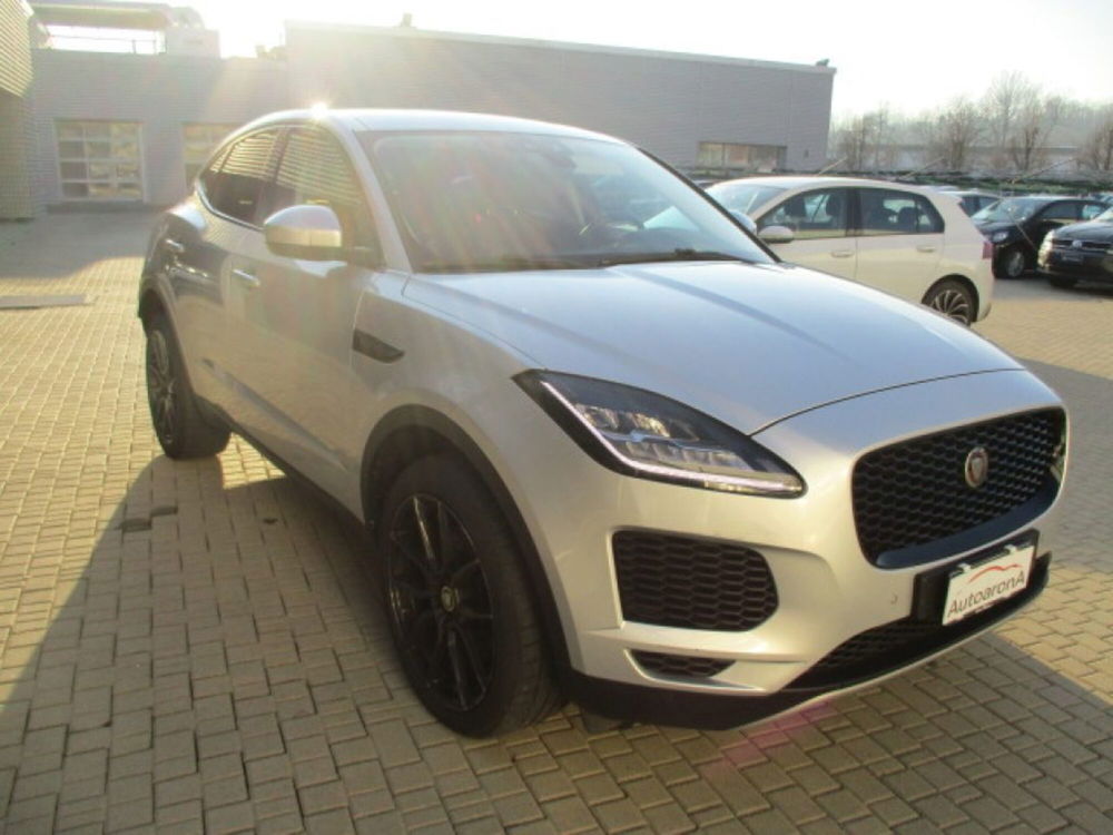 Jaguar E-Pace 2.0D 240 CV AWD aut. R-Dynamic S  del 2018 usata a Paruzzaro (2)