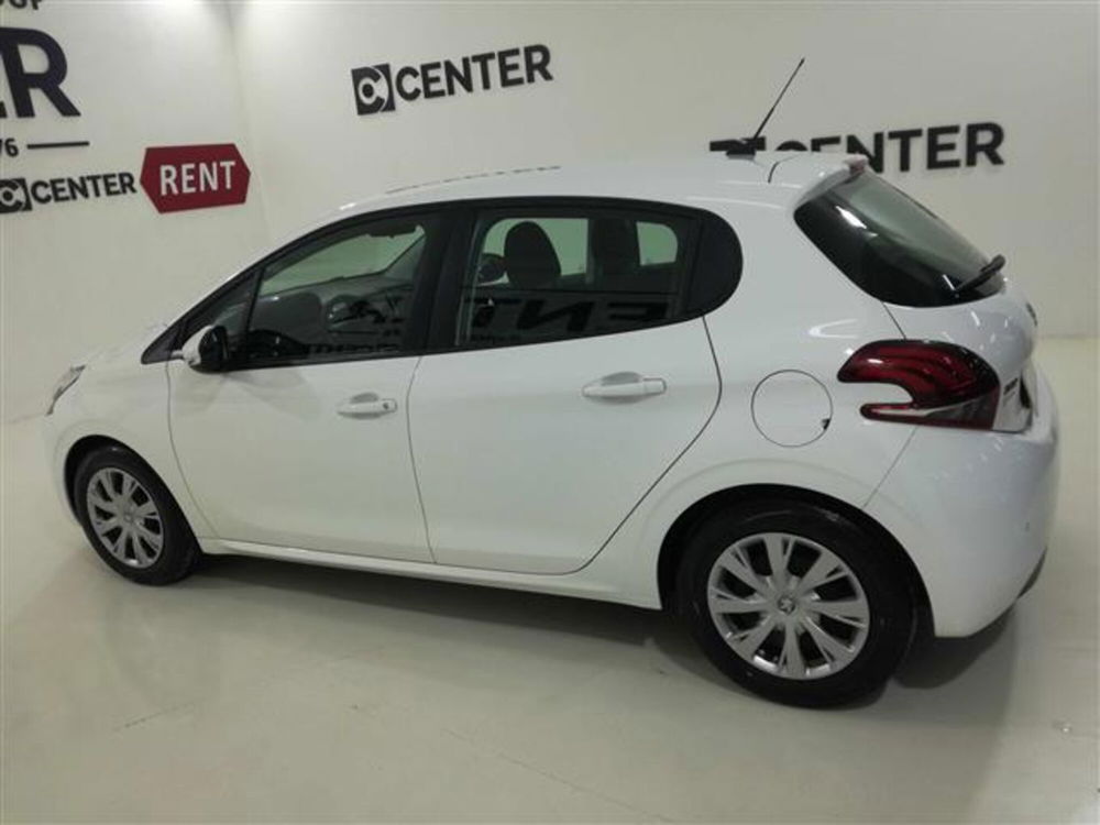 Peugeot 208 75 5 porte Active  del 2017 usata a Salerno (3)