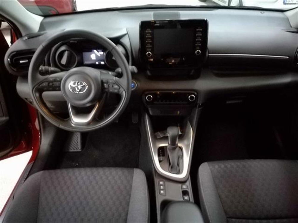 Toyota Yaris nuova a Salerno (8)