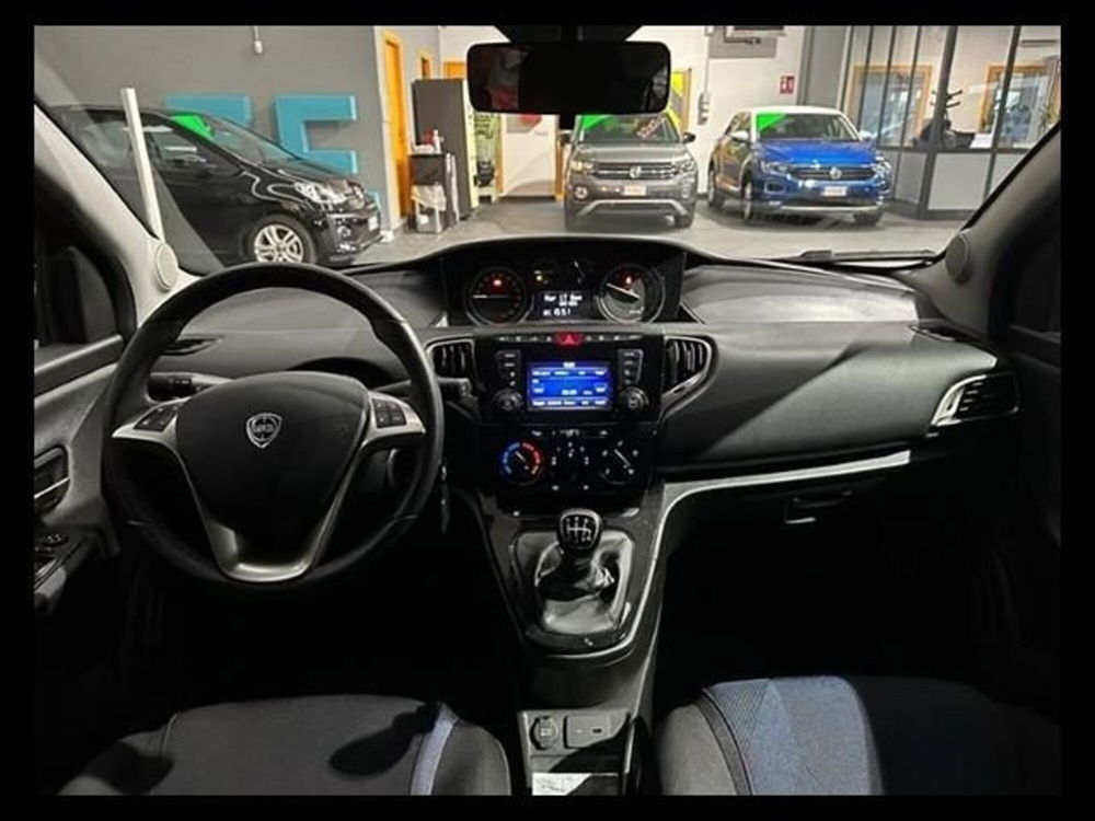 Lancia Ypsilon usata a Cremona (10)