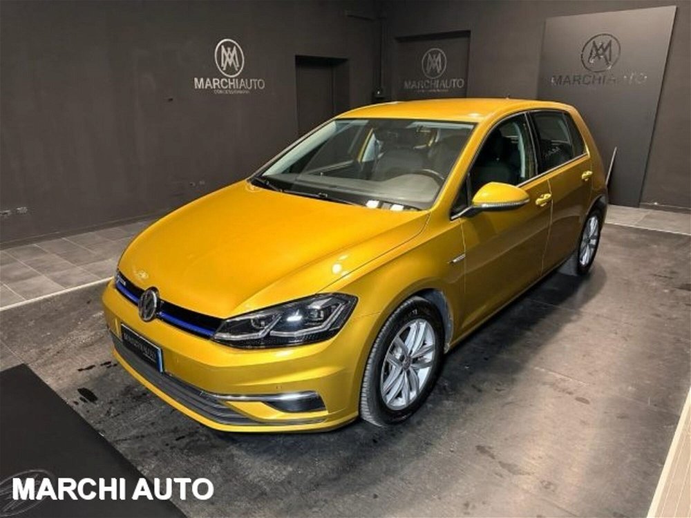 Volkswagen Golf 1.4 TGI 5p. Highline BlueMotion  del 2018 usata a Bastia Umbra